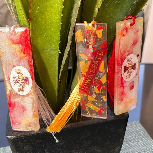 Handmade Festive Iowa State Bookmark Size Small - Picture 3 of 8